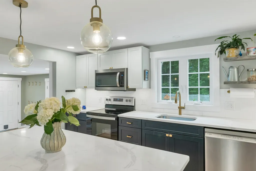 74 Alewive Road Kennebunk ME 04043