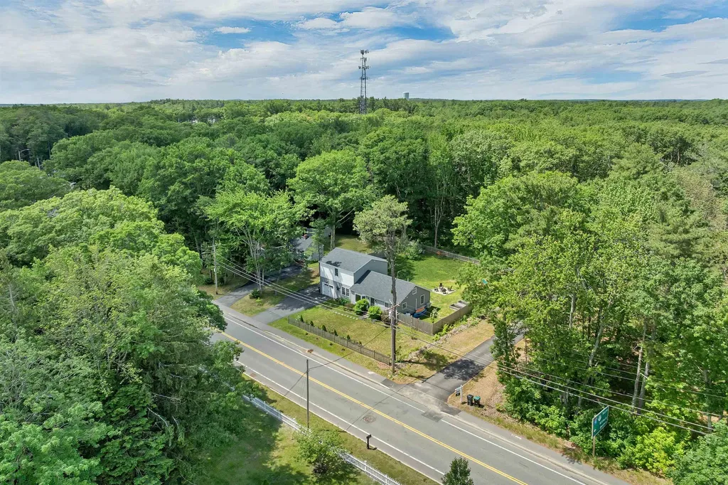 74 Alewive Road Kennebunk ME 04043