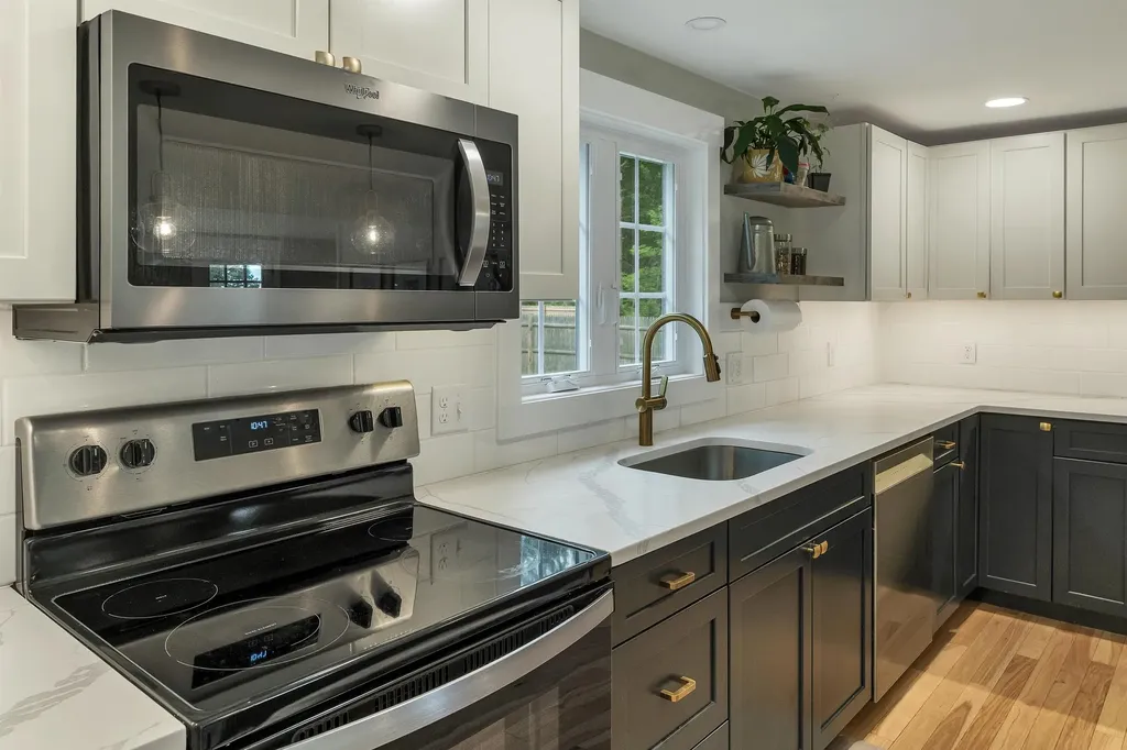 74 Alewive Road Kennebunk ME 04043