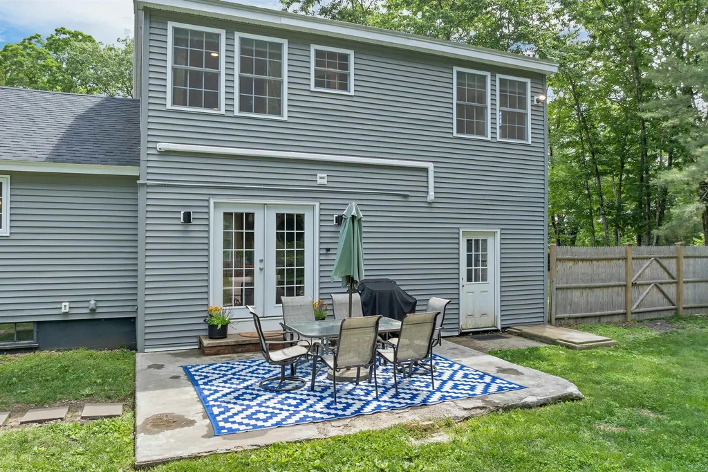 74 Alewive Road Kennebunk ME 04043