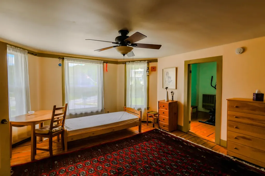 238 Mt. Pleasant Street St. Johnsbury VT 05819