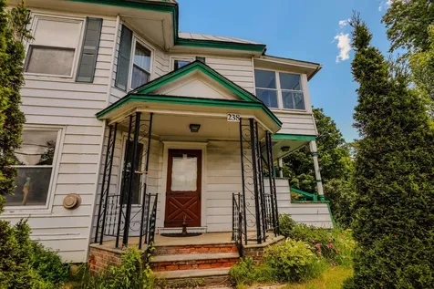 238 Mt. Pleasant Street St. Johnsbury VT 05819