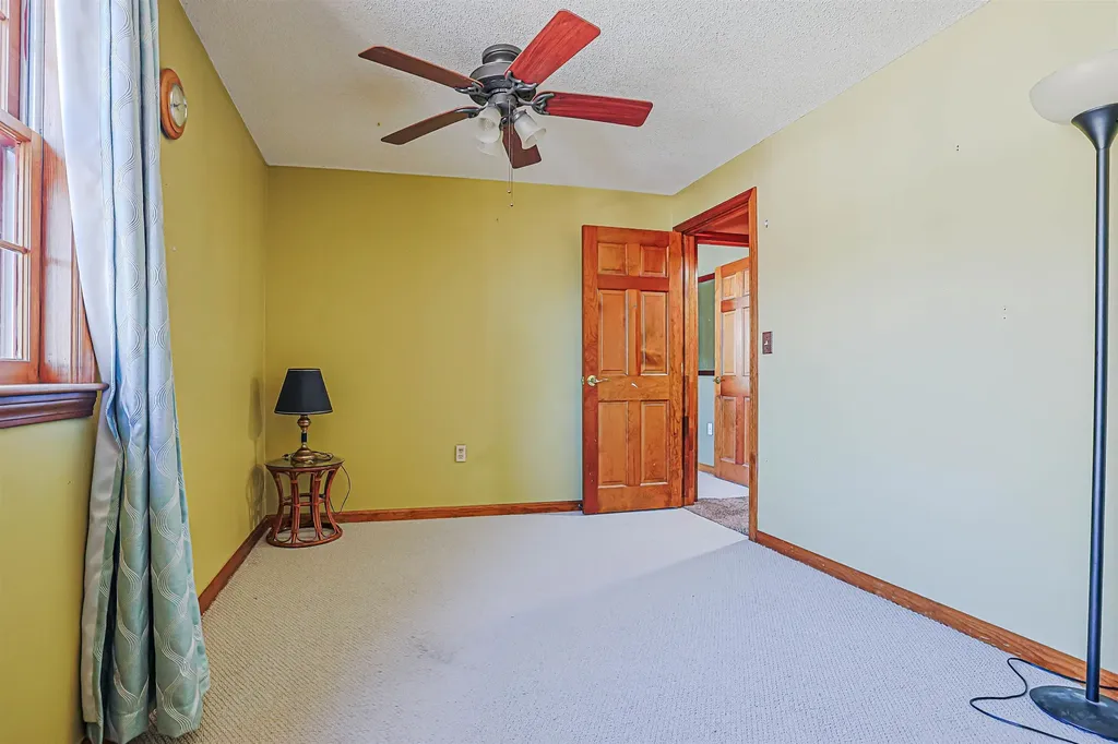 21 Clearview Drive Nashua NH 03062