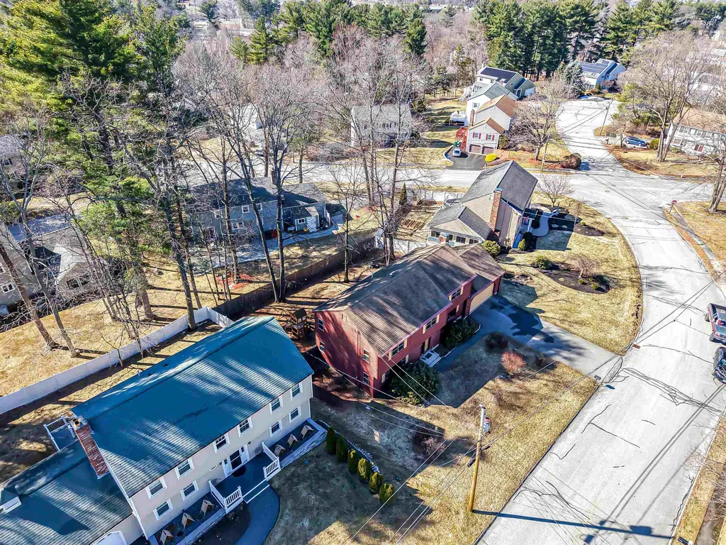 21 Clearview Drive Nashua NH 03062