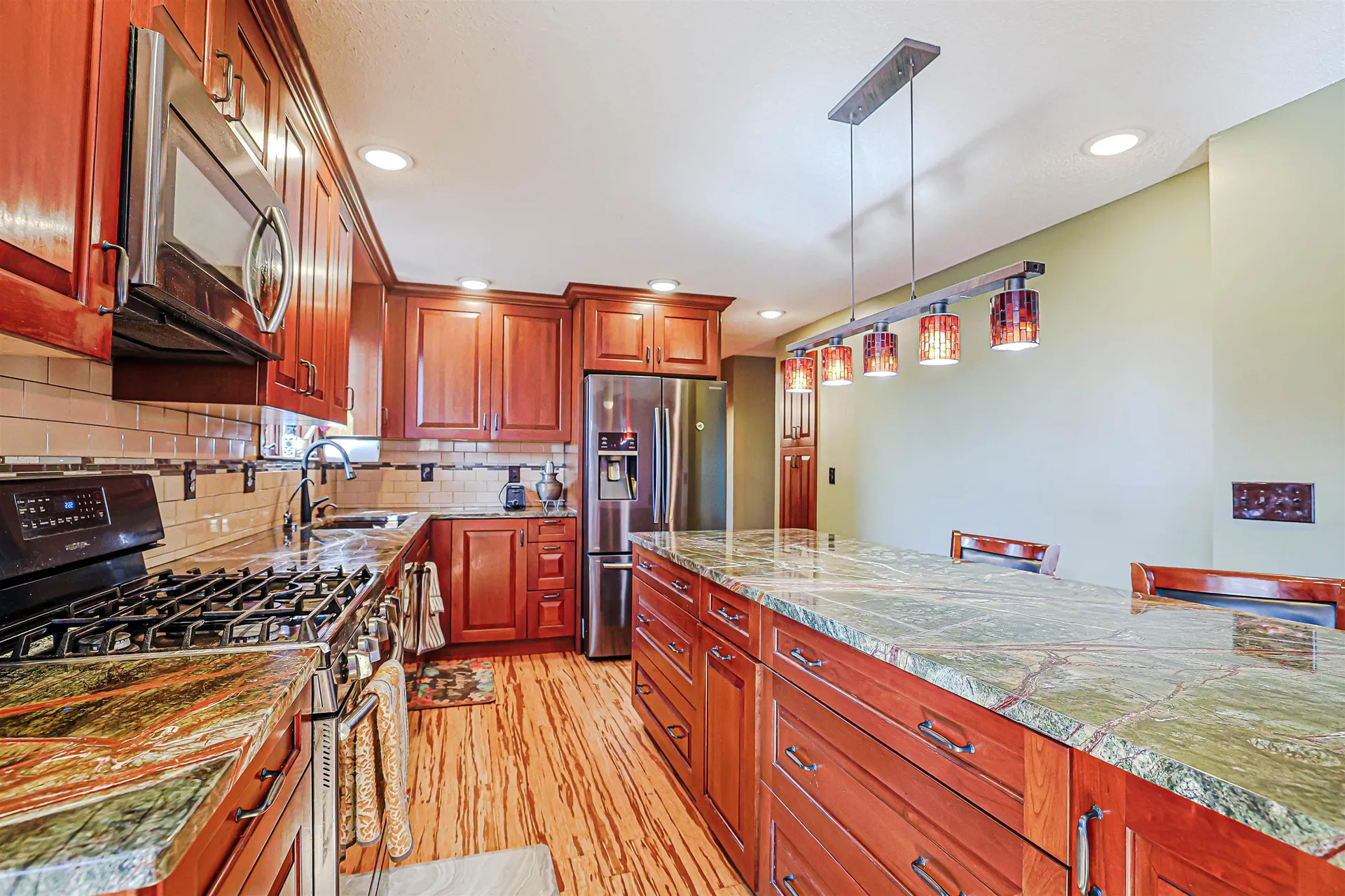 21 Clearview Drive Nashua NH 03062