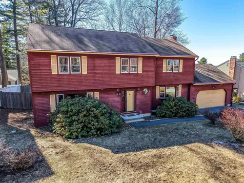 21 Clearview Drive Nashua NH 03062