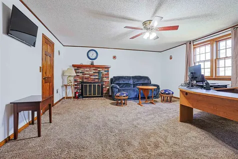 21 Clearview Drive Nashua NH 03062