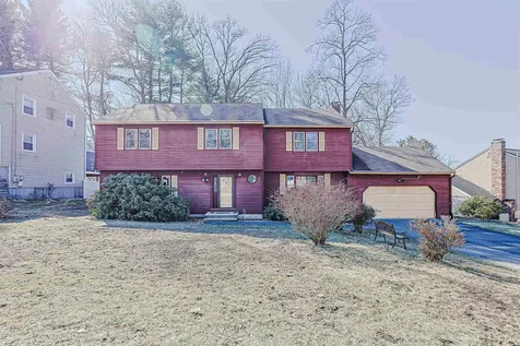 21 Clearview Drive Nashua NH 03062