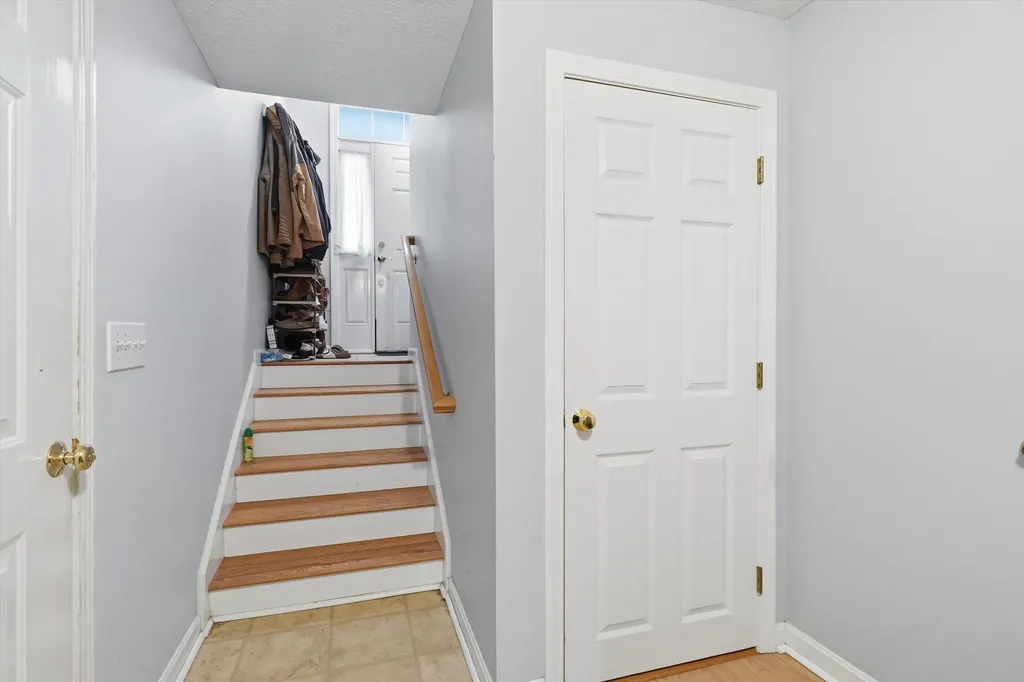 3 Georgetown Drive Nashua NH 03063