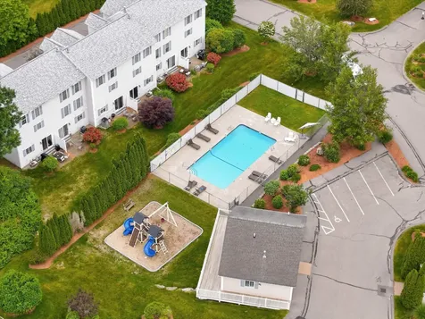 3 Georgetown Drive Nashua NH 03063