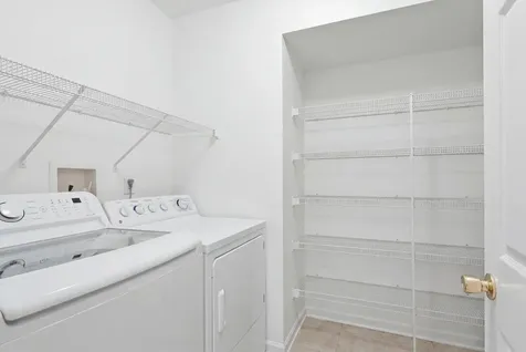 3 Georgetown Drive Nashua NH 03063