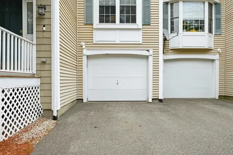 3 Georgetown Drive Nashua NH 03063