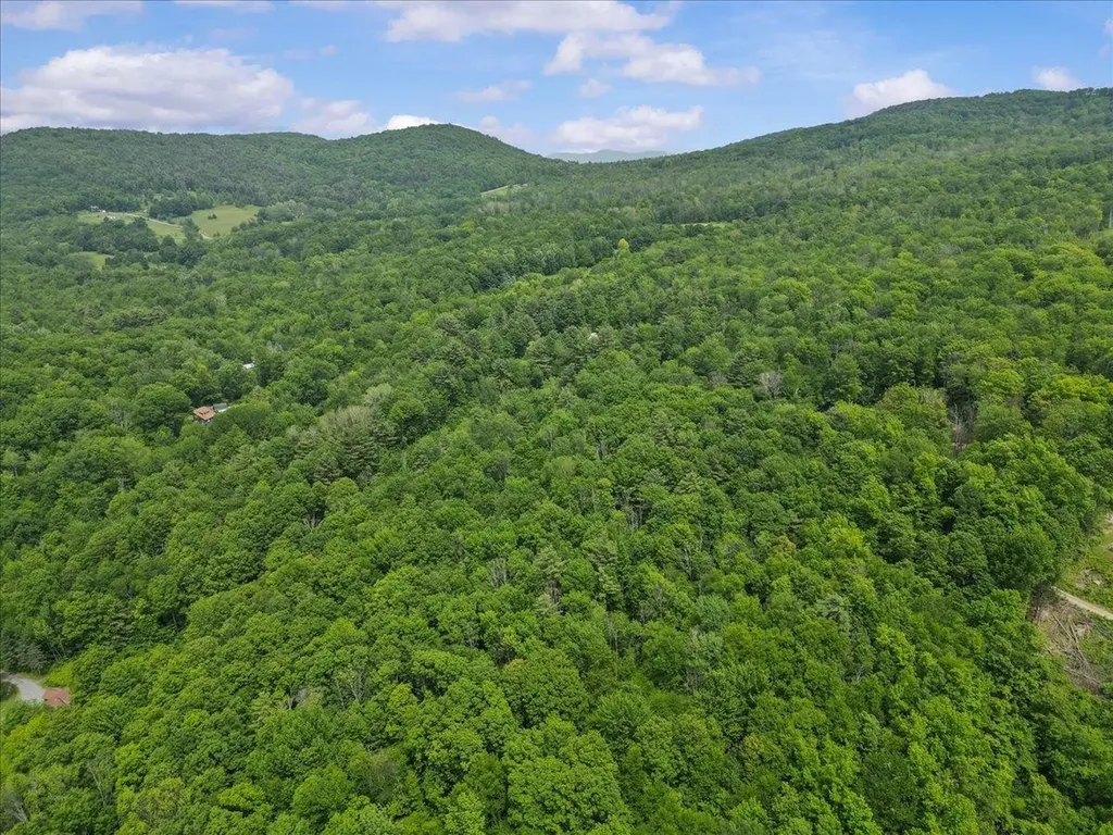 82 Cb Road Hinesburg VT 05461