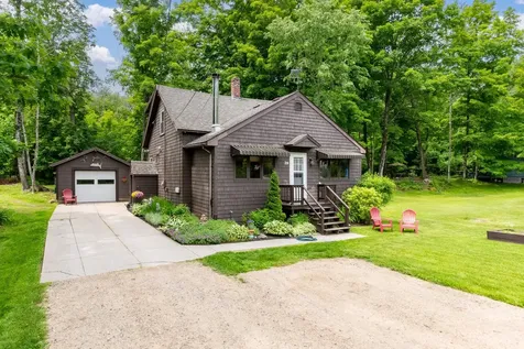29 Bean Road Center Harbor NH 03226