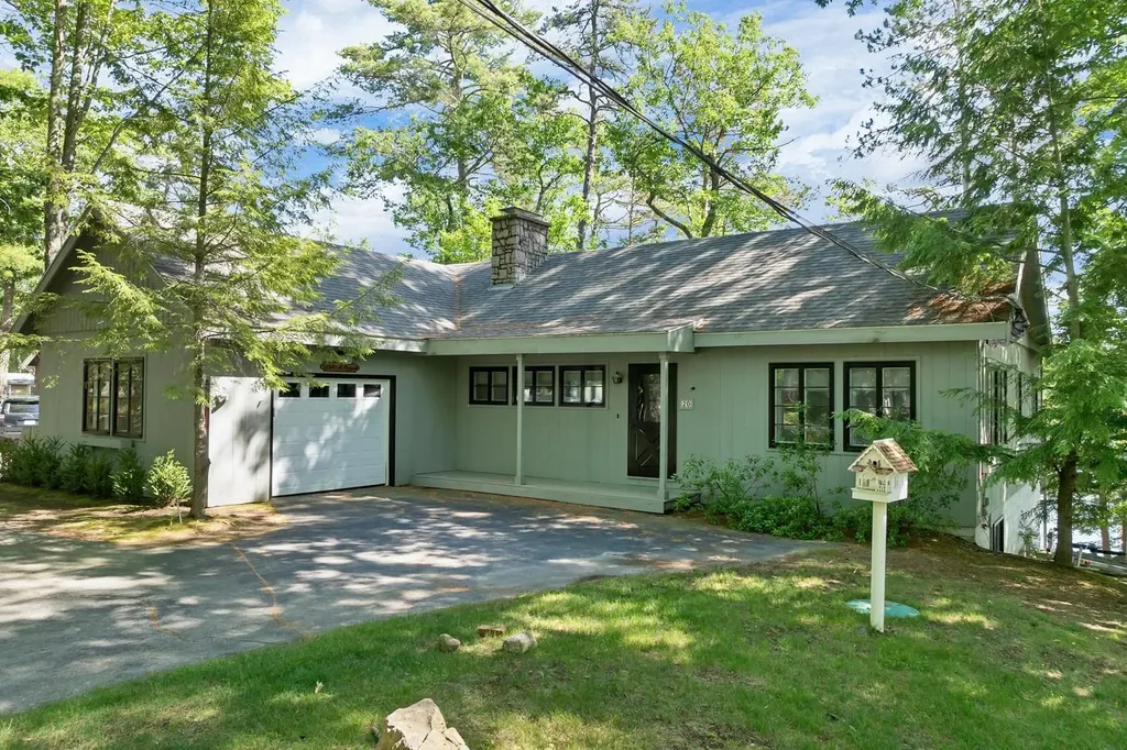 20 Governor Wentworth Highway Tuftonboro NH 03853