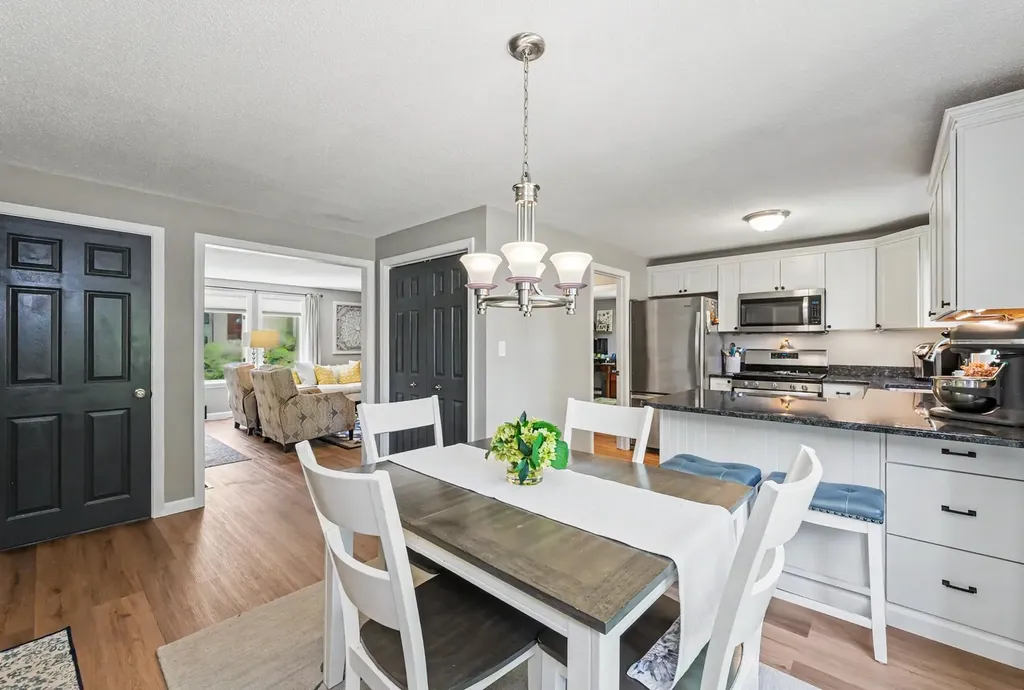 3 Salisbury Road Nashua NH 03064