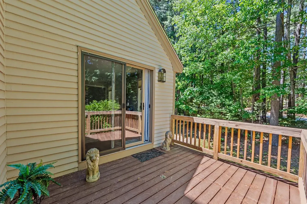 3 Salisbury Road Nashua NH 03064