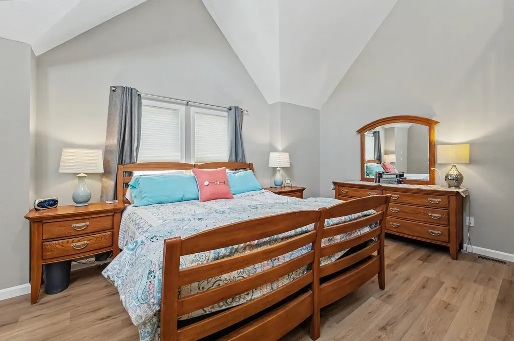 3 Salisbury Road Nashua NH 03064