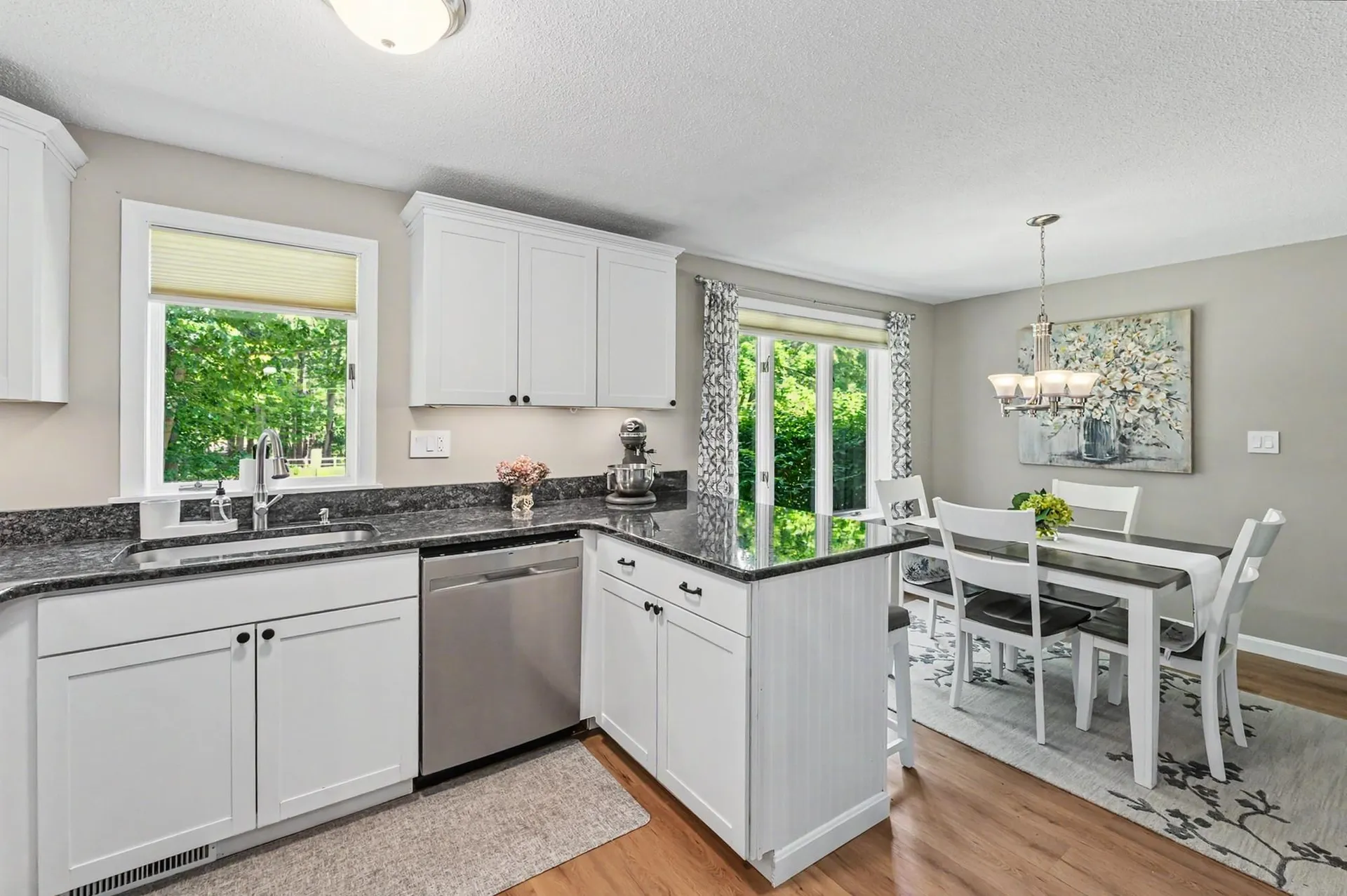 3 Salisbury Road Nashua NH 03064