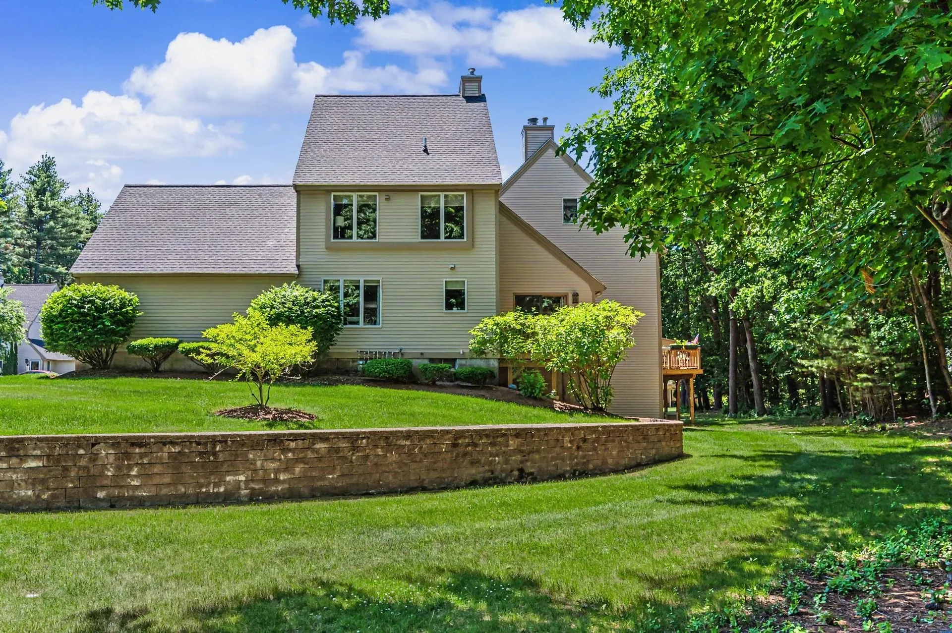 3 Salisbury Road Nashua NH 03064