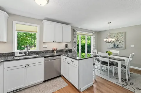 3 Salisbury Road Nashua NH 03064