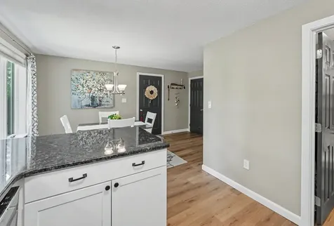3 Salisbury Road Nashua NH 03064