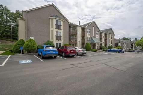 184 Cannongate Iii Road Nashua NH 03063