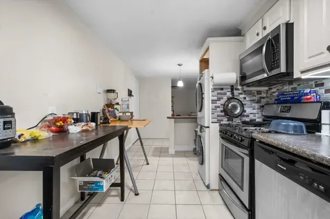 184 Cannongate Iii Road Nashua NH 03063