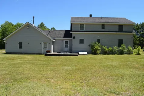 14 Cloutier Road Northumberland NH 03584