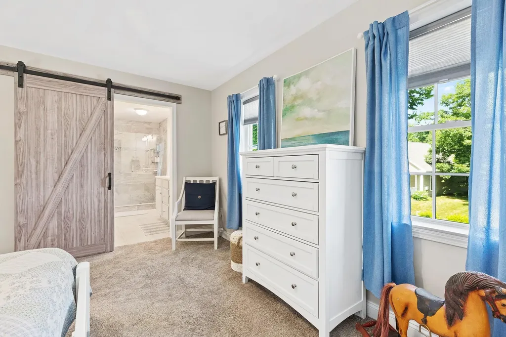 16 Constitution Way Rochester NH 03867
