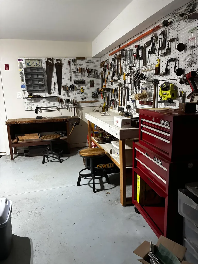 16 Constitution Way Rochester NH 03867