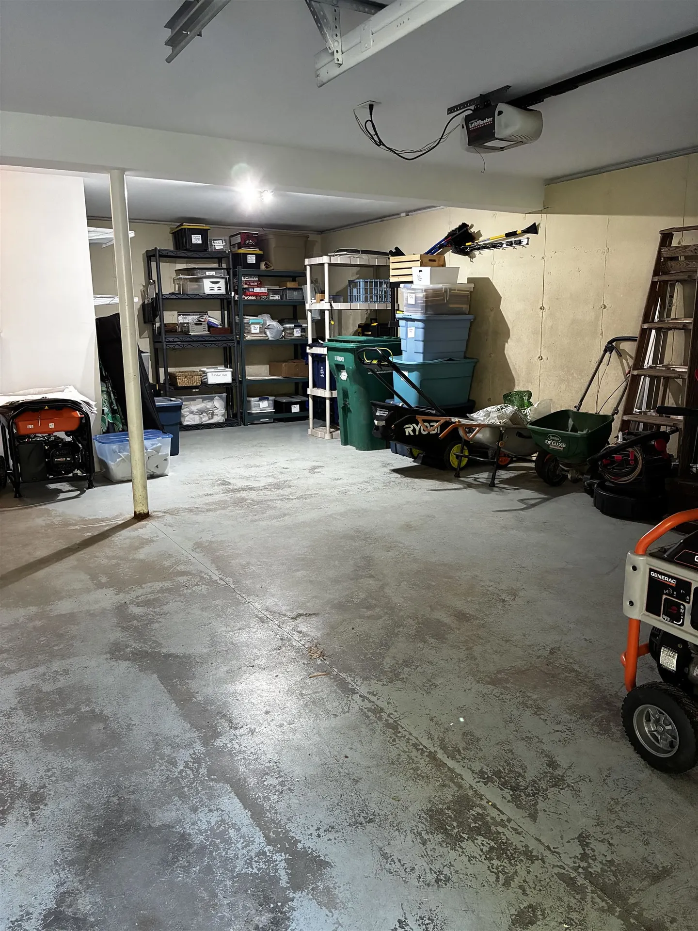 16 Constitution Way Rochester NH 03867