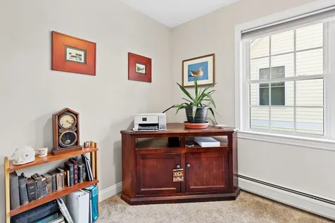 16 Constitution Way Rochester NH 03867