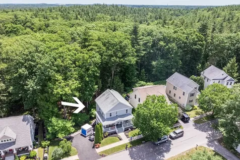 16 Constitution Way Rochester NH 03867