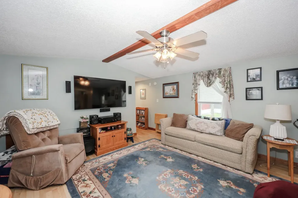 7 Marilyn Drive Concord NH 03303