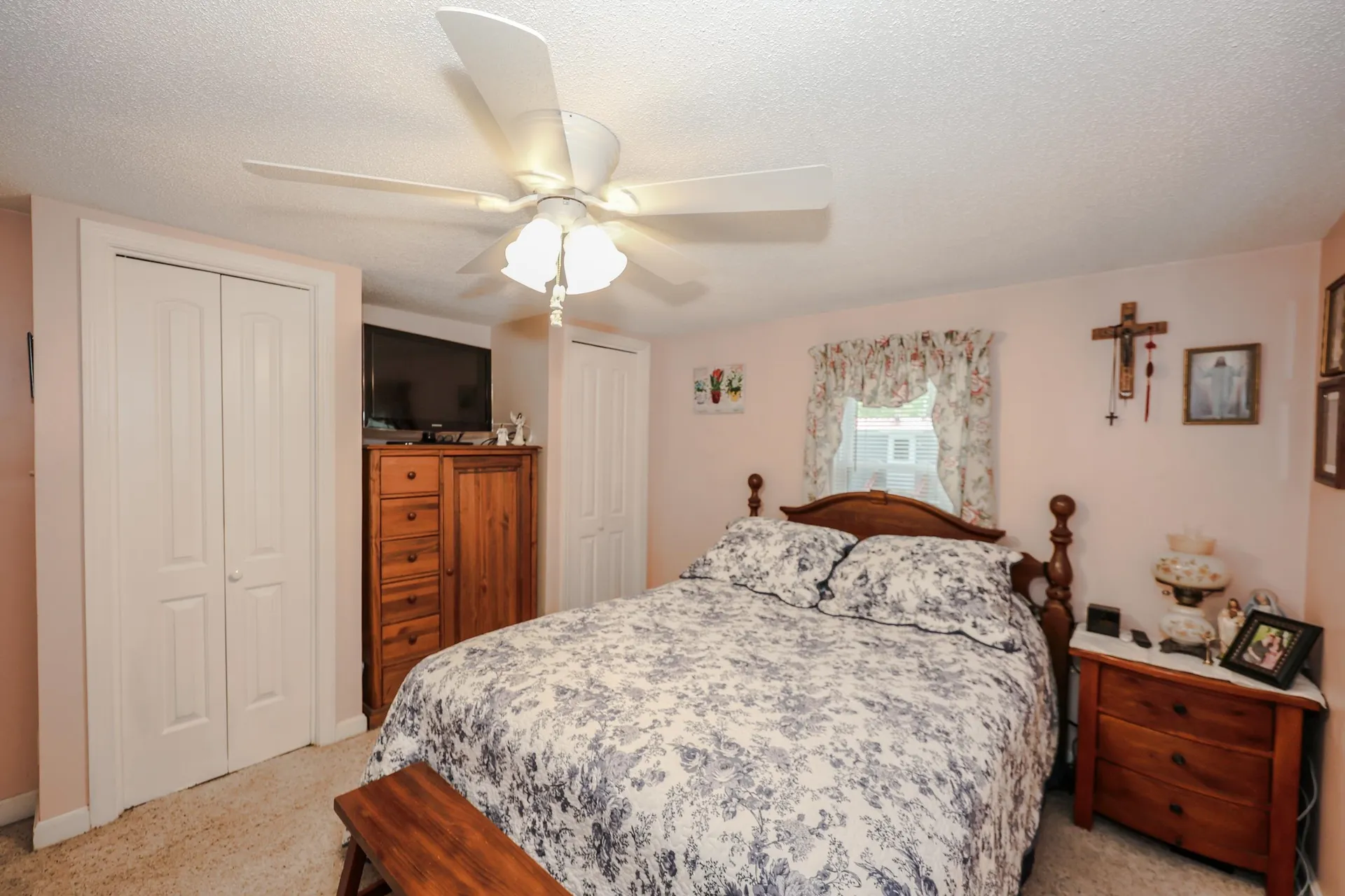 7 Marilyn Drive Concord NH 03303