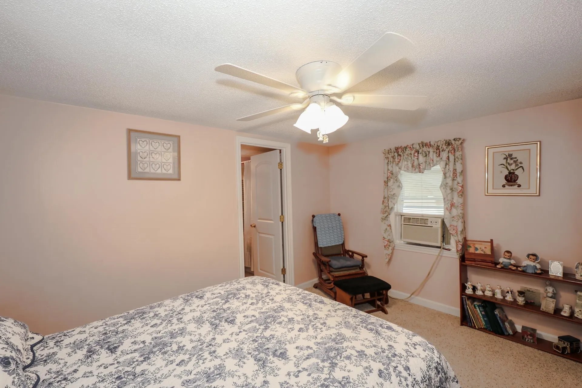 7 Marilyn Drive Concord NH 03303