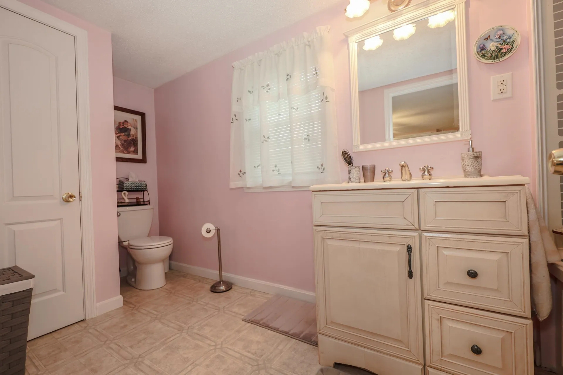 7 Marilyn Drive Concord NH 03303