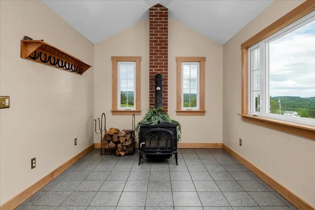 64 Peloquin Road Barre Town VT 05654