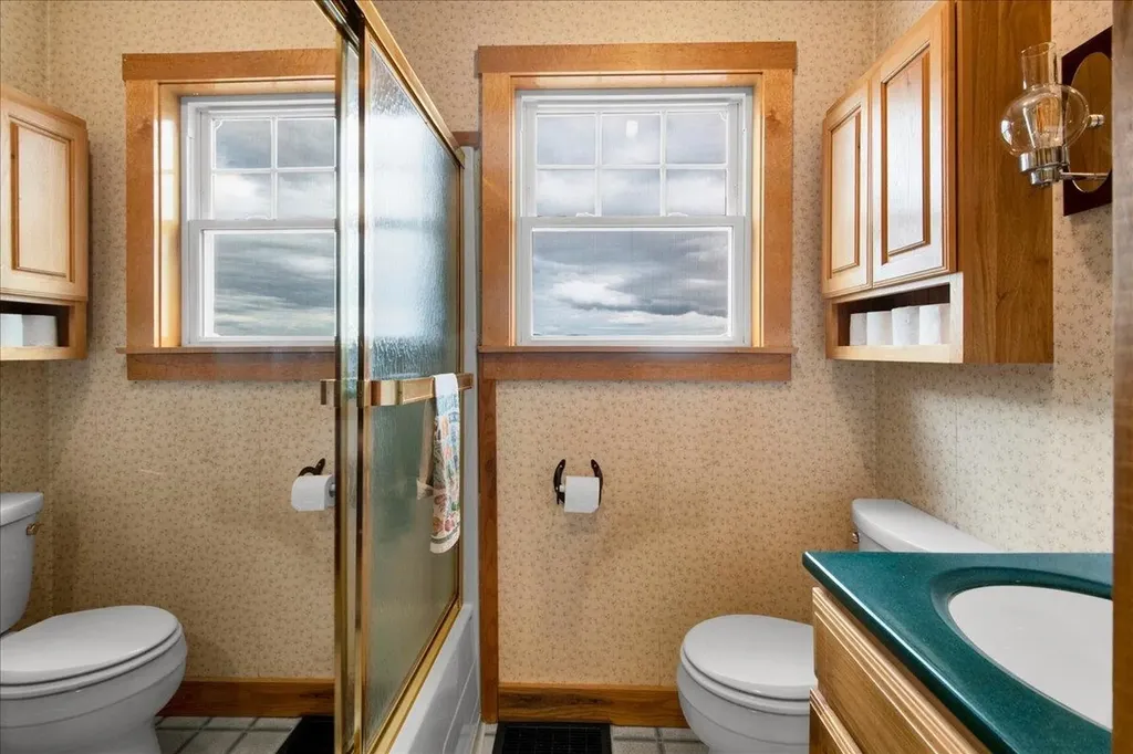 64 Peloquin Road Barre Town VT 05654