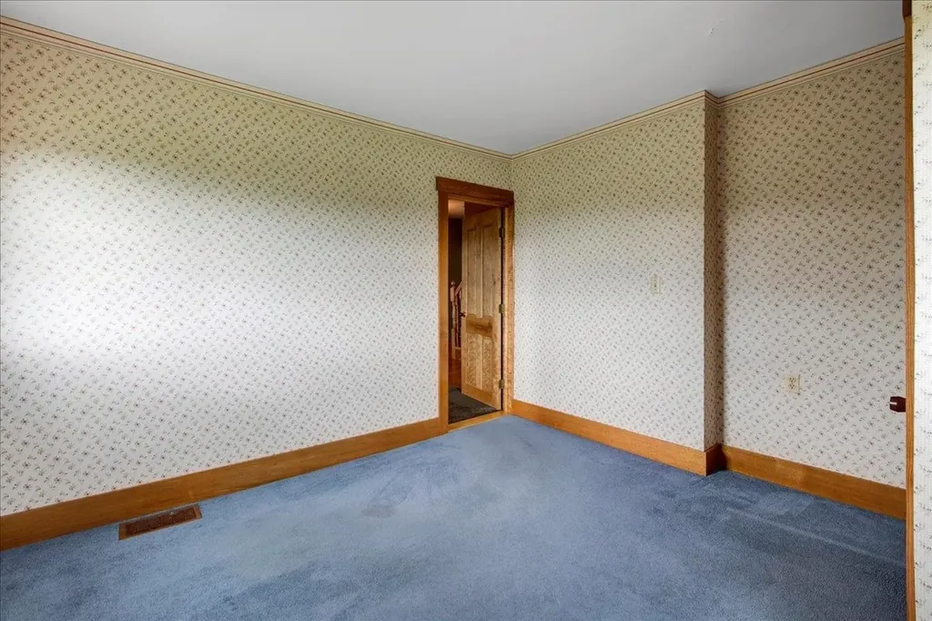 64 Peloquin Road Barre Town VT 05654