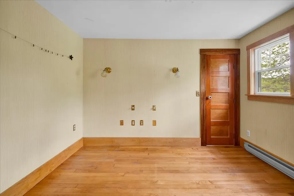 64 Peloquin Road Barre Town VT 05654