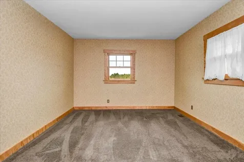 64 Peloquin Road Barre Town VT 05654