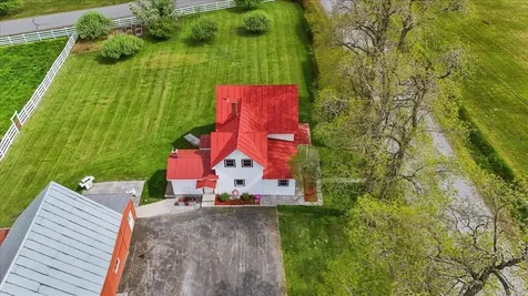 64 Peloquin Road Barre Town VT 05654