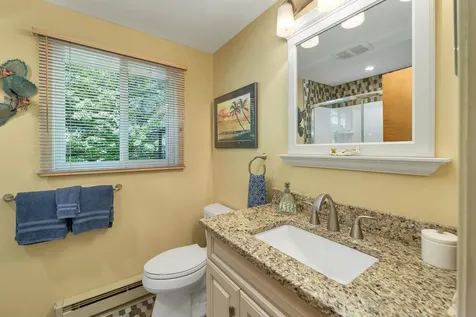 8 Edwards Way Wolfeboro NH 03894