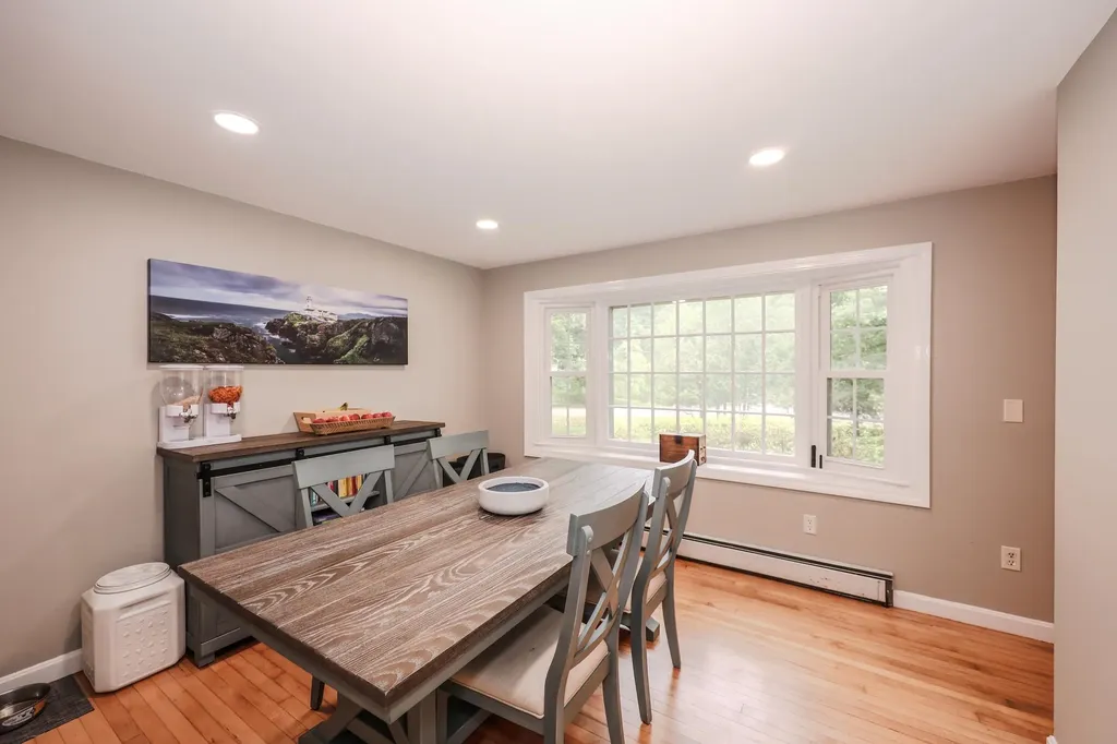 1 Woodridge Road Durham NH 03824