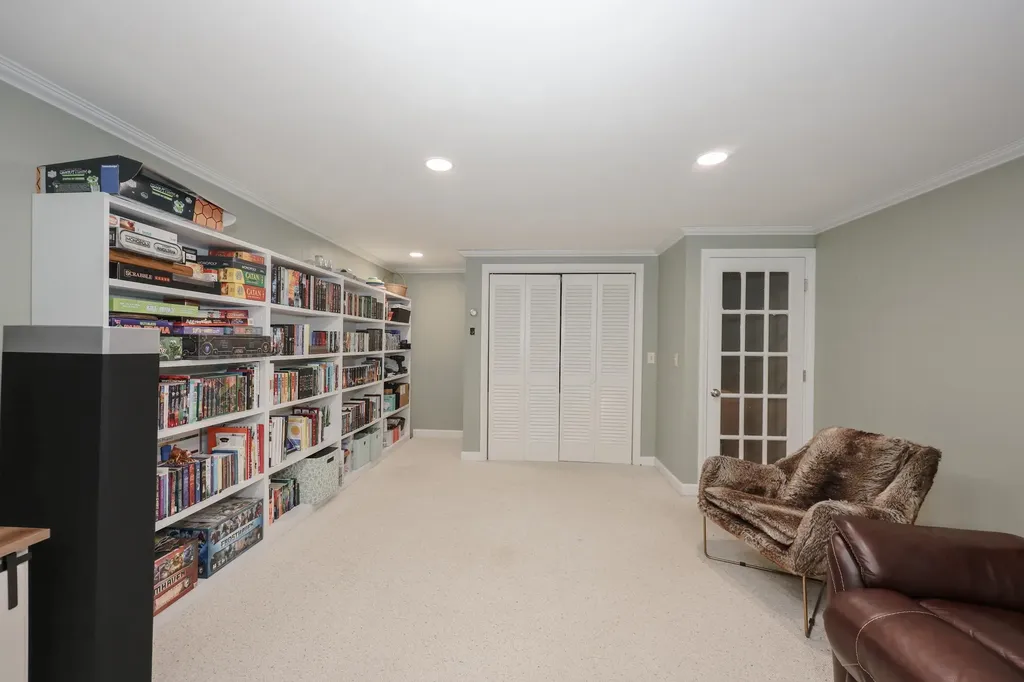 1 Woodridge Road Durham NH 03824