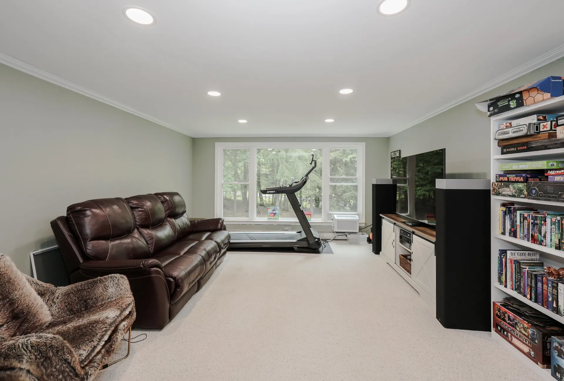 1 Woodridge Road Durham NH 03824