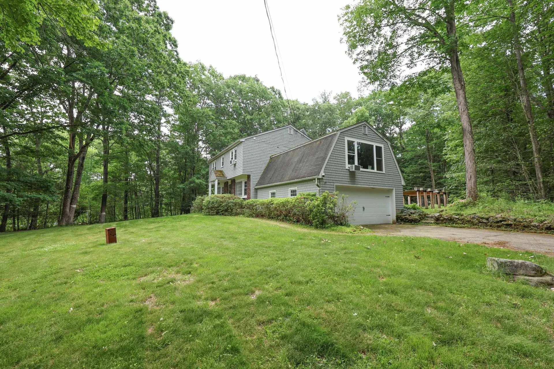 1 Woodridge Road Durham NH 03824