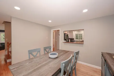 1 Woodridge Road Durham NH 03824